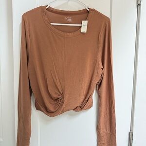 Offline by Aerie Thumbs up Twist Front Cropped T Shirt Sz XL- horizon